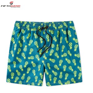 Gran oferta de pantalones cortos personalizables de alta calidad para hombres, pantalones cortos de gimnasio, pantalones cortos de malla de poliéster impresos por sublimación de doble capa de 4 pulgadas - Product Image 6