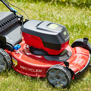 Tondeuse à gazon 2025 de qualité supérieure Machine de découpe d'herbe haute performance Équipement de jardin extérieur durable - Product Image 1