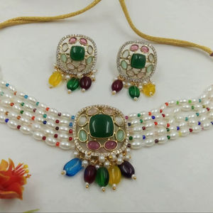 Ensemble de bijoux tendance collier et boucles d'oreilles en laiton indien avec onyx pour mariage/fête/anniversaire dans un style indien/pakistanais - Product Image 3