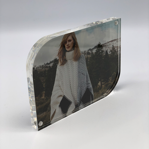 Bloc photo magnétique double face en acrylique transparent de qualité supérieure: cadre photo transparent polyvalent pour l'affichage à la maison et au bureau - Product Image 2