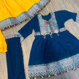 Robe afghane Kuchi pour enfants, best-seller, faite à la main, style tribal traditionnel, dentelle, manches longues, grande taille, approvisionnement ODM pour adultes - Product Image 3