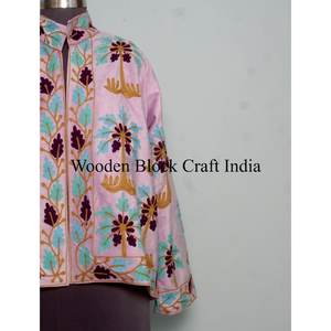 Veste courte d'hiver pour femmes, style vintage, velours rose, motif Suzani bohème, broderie, doublure en coton, matelassée - Product Image 3