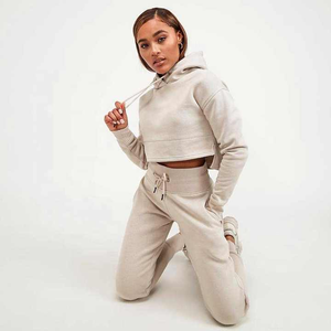 เสื้อฮู้ดสวมหัวแขนยาวสีพื้นสำหรับผู้หญิงเสื้อครอปแบบมีฮู้ดออกแบบโลโก้ได้ตามต้องการ - Product Image 3