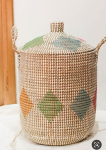 Panier en paille tressée avec poignée, à suspendre ou pour vêtements, disponible en plusieurs couleurs, personnalisable – Grande Vente - Product Image 3