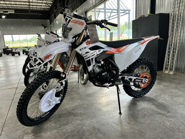 BRAND NEW 2026 Kayos KT250 New Dirtbike Motorcycle