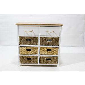 Mueble de Madera Blanco con Cajones de Mimbre de Jacinto de Agua y Hierba Marina - Product Image 1