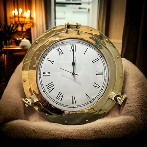 Horloge de table ronde en métal de luxe antique Dernières horloges d'art design moderne Quartz personnalisé pour la décoration intérieure Espace mural Salon - Product Image 1