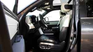 NUEVA TOYOTA TUNDRA CAPSTONE 2025, 5 PLAZAS, 0 KM, 499 HP, 6 CILINDROS, TRANSMISIÓN AUTOMÁTICA - Product Image 2