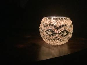 Porte-bougie en cire d'abeille colorée royale, porte-bougie votif, finition mosaïque, forme de fleur, fortement parfumé, décoration de table pour fête de Noël - Product Image 6