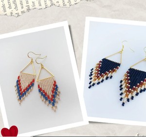 Pendientes de Moda Triangulares Negros, Marrones y Dorados con Cuentas, Pendientes de Araña, Pendientes con Flecos Degradados, Pendientes Colgantes con Cuentas - Product Image 1