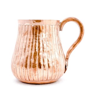 Offre spéciale Verres en plastique poli mat de qualité supérieure Poignée en cuivre pur Tasse à jus d'eau Article utilitaire pratique - Product Image 1