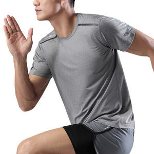 เสื้อยืดวิ่งผู้ชายทนทานเสื้อออกกำลังกายแห้งเร็วน้ำหนักเบาสำหรับยิมออกกำลังกายฟิตเนสฝึกซ้อมและวิ่งกลางแจ้ง - Product Image 4