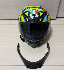 Casque intégral de moto AGV avec visière transparente, écran de protection séparé, visière de remplacement pour la course sur route et la conduite - Product Image 1
