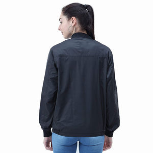 Chaqueta Bomber de Satén con Cierre Frontal para Invierno, Chaqueta de Satén para Mujer con Logotipo Personalizado al por Mayor, Chaqueta de Satén para Mujer con Cuello Alto - Product Image 2