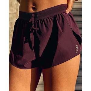 Shorts de course athlétiques pour femmes - Short taille mi-haute en Spandex couleur cerise laquée Taille XS - Product Image 1