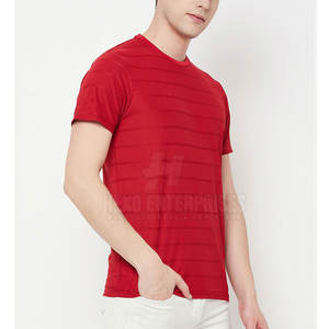 Nouveau t-shirt pour hommes de style personnalisé à quantité minimale de commande bas vêtements de rue en tissu tricoté de haute qualité - Product Image 2