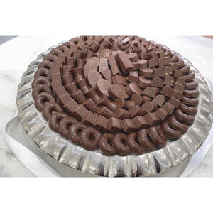 Bandeja de Chocolate de Metal dorado de calidad Superior, plato para servir postres dulces, exhibición de Chocolate para bodas y eventos corporativos - Product Image 2