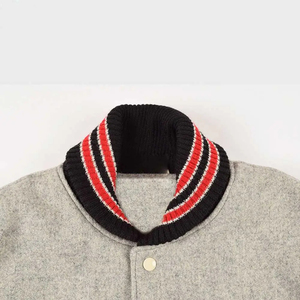 เสื้อแจ็กเก็ตเบสบอลขนแกะสำหรับผู้ชายผ้าแคนวาสแฟชั่นทันสมัยปกตั้งสไตล์มหาวิทยาลัยในฤดูหนาวออกแบบได้ตามต้องการ - Product Image 3