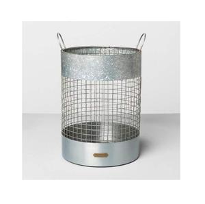 Sturdy handcrafted <b>metal</b> <b>waste</b> <b>bin</b> with elegant finished perfect for commercial spaces high-end restaurants and homes - Product Image 5