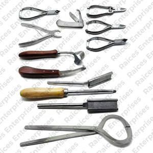 Ensemble d'instruments vétérinaires pour chevaux de bonne qualité Ensemble d'instruments de coupe de sabot de cheval sur mesure professionnel - Product Image 1