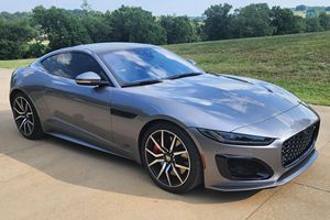 JA-GUA-R F-TYPE R 75 COUPE 2024 IMPECABLE, LISTO PARA ENVIAR - Product Image 2
