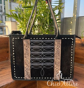 Sac fourre-tout en cuir véritable pour femmes de qualité supérieure Western usiné à la main en cuir suédé noir Design de point de botte dissimulé transporter quotidiennement personnalisé - Product Image 1