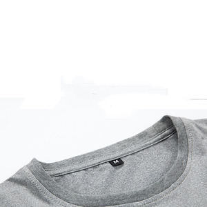 เสื้อยืดผู้ชาย คอตตอน 100% 220gsm สีเทา คอกลม ยูนิเซ็กซ์ ปรับแต่งได้  เสื้อยืดเปล่าเรียบง่าย ทรงโอเวอร์ไซส์ เสื้อยืดผู้ชายใส่สบายๆ สำหรับฤดูร้อน - Product Image 4