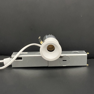 ETL ES FCC cấp giấy chứng nhận IP65 không thấm nước Downlight 1.5inch 7 Wát Downlight 3cct5cct có thể thay đổi 27k30k40k50k60k Trắng tản nhiệt - Product Image 2