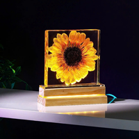 Lámpara Decorativa Nocturna de Resina Epoxi con Modelo de Girasol 3D