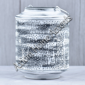 Linternas de velas de vacaciones contemporáneas, decoración festiva hecha a mano, elegancia moderna de Axiom Home Accents - Product Image 3