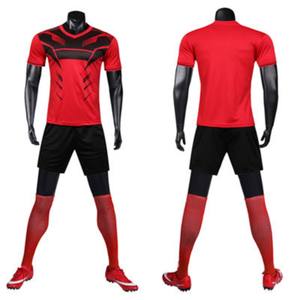 ผู้ผลิตชุดฟุตบอลแบบกำหนดเอง OEM ชุดเสื้อและกางเกงขาสั้นคุณภาพสูง ระบายอากาศได้ดี น้ำหนักเบา แห้งเร็ว สำหรับสโมสร แบบกำหนดเอง - Product Image 4