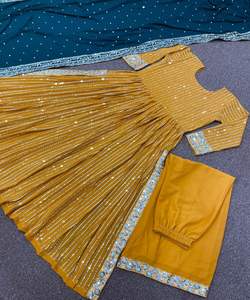 สวมใส่ในสํานักงานที่ทันสมัยมีสไตล์ เรยอน Kurta: สวมใส่มีสไตล์และทันสมัยในสํานักงาน เรยอน kurta ออกแบบมาสําหรับผู้หญิงมืออาชีพ - Product Image 2