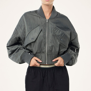Vêtements de fête élégants à fermeture éclair pour femmes, veste coupe-vent, col élastique, veste de voyage respirante et lourde avec logo personnalisé - Product Image 5