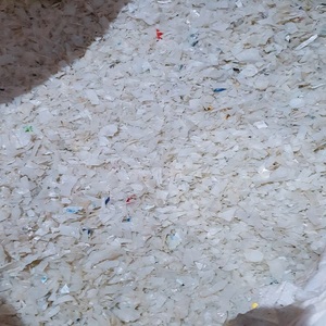 Achat flocons HDPE propre recyclé bouteille de lait ferraille qualité supérieure livraison rapide options de gros disponibles pour la production - Product Image 5