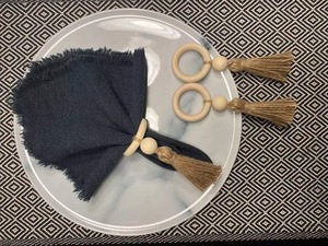 Porte-serviette en bois avec breloque en jute pour décor de table rustique événements de mariage fêtes hôtel salle à manger accent naturel - Product Image 5