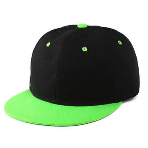 Casquette de baseball à 6 panneaux imperméable avec logo personnalisé, visière plate et trous découpés au laser - Product Image 6