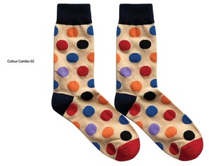 Venta al por mayor a granel multicolor Polka Dot Crew calcetines de algodón peinado transpirable elástico hecho en Vietnam fábrica logotipo personalizado disponible - Product Image 2