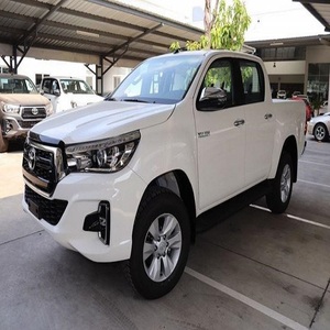 Camioneta Hilux Diésel Turbo Automática con Volante a la Izquierda, Tracción en las Cuatro Ruedas, AWD Adventure Revo 2016-2020, Tapicería de Cuero Claro, Techo Corredizo R18 - Product Image 1