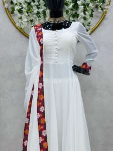 Robe de créateur de couleur Signature exquise en fausse Georgette de luxe avec doublure intérieure sans couture et embellissement en dentelle complexe - Product Image 5