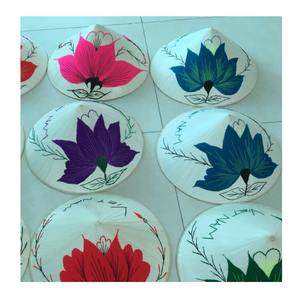 หมวกทรงกรวยเอเชีย - หมวกเวียดนามที่เป็นเอกลักษณ์ - เหมาะสำหรับตกแต่ง ป้องกันแสงแดด และฝน - มีจำหน่าย - Product Image 1