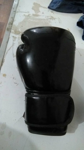 Gants d'entraînement de boxe professionnelle au design personnalisé Gants de combat en cuir véritable à un prix pour les arts martiaux - Product Image 6