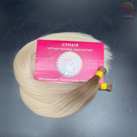 Vendeur en vrac de cheveux humains Style droit naturel couleur platine enracinée 100% cheveux crus vietnamiens non traités en vrac
