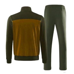 ชุดกีฬาแบบกําหนดเองสําหรับผู้ชายวิ่งจ๊อกกิ้งชุดกีฬาผู้ชายวิ่งชุดฝึกซ้อมชุดวอร์มพร้อมบริการ oem ที่กําหนดเอง - Product Image 6