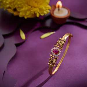 170552 <b>Antique</b> Fine <b>Bangles</b> with Ruby <b>Gold</b> Polish Flower Pattern Bezel Setting-Elegant Kada Design for Women's Wedding - Product Image 1