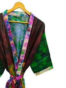 Robe indienne Floral soie Sari Kimono Vintage Sari Robe douce plage Robe de soirée indien fait à la main Kimono en soie - Product Image 5