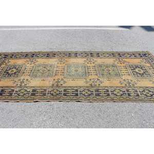 Tapis turc vintage, tapis de 4,3 x 10,5 pieds, tapis abstrait orange et vert - Product Image 3