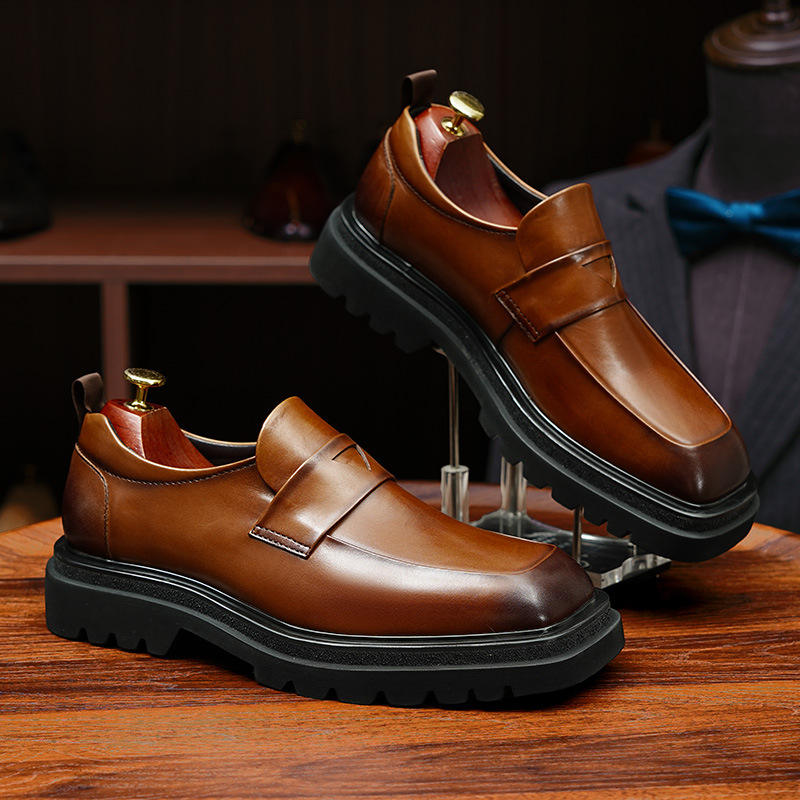 สีน้ำตาล