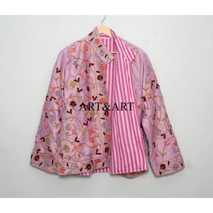 Chaqueta Suzani de Terciopelo con Bordado Floral Bohemio, Chaqueta Corta Estampada con Forro de Algodón, Hecha a Mano, Ecológica, Acolchada - Product Image 6