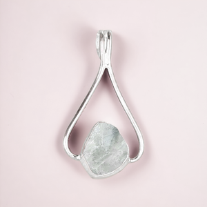 Pendentif en pierre brute de cristal de quartz et d'agate naturelle |   Charme en pierre précieuse irrégulière fait à la main pour la fabrication de bijoux DIY - Product Image 1