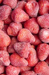 Fraises surgelées entières de qualité export, récolte fraîche, surgelées rapidement pour une fraîcheur maximale, idéales pour les smoothies, les desserts, la pâtisserie - Product Image 2